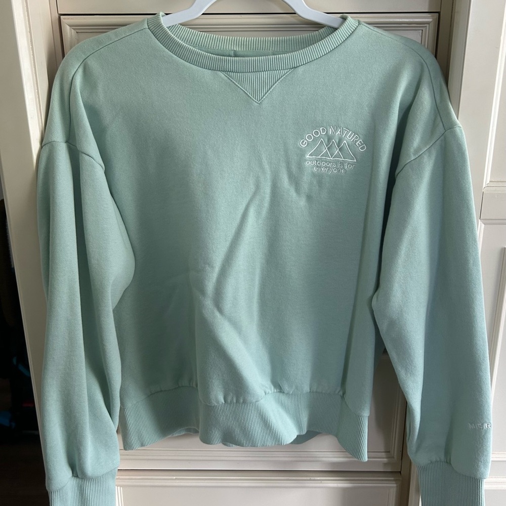 🛍️Merrell Mint Green Crewneck with Embroidered Logo